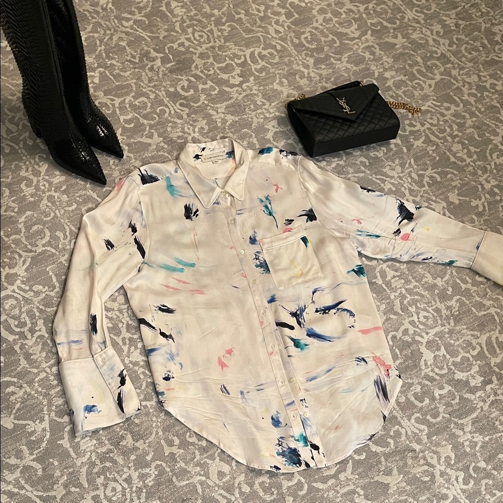 Kerri Rosenthal Elegant White Abstract Women's Blouse 🎨